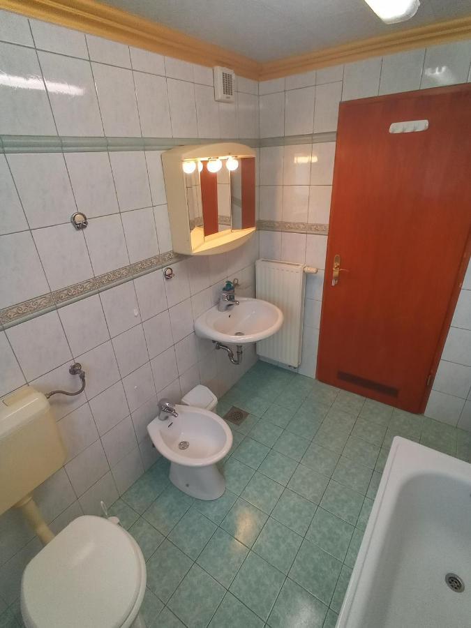 Ferienwohnung Ankaran Sobe Mara Exterior foto